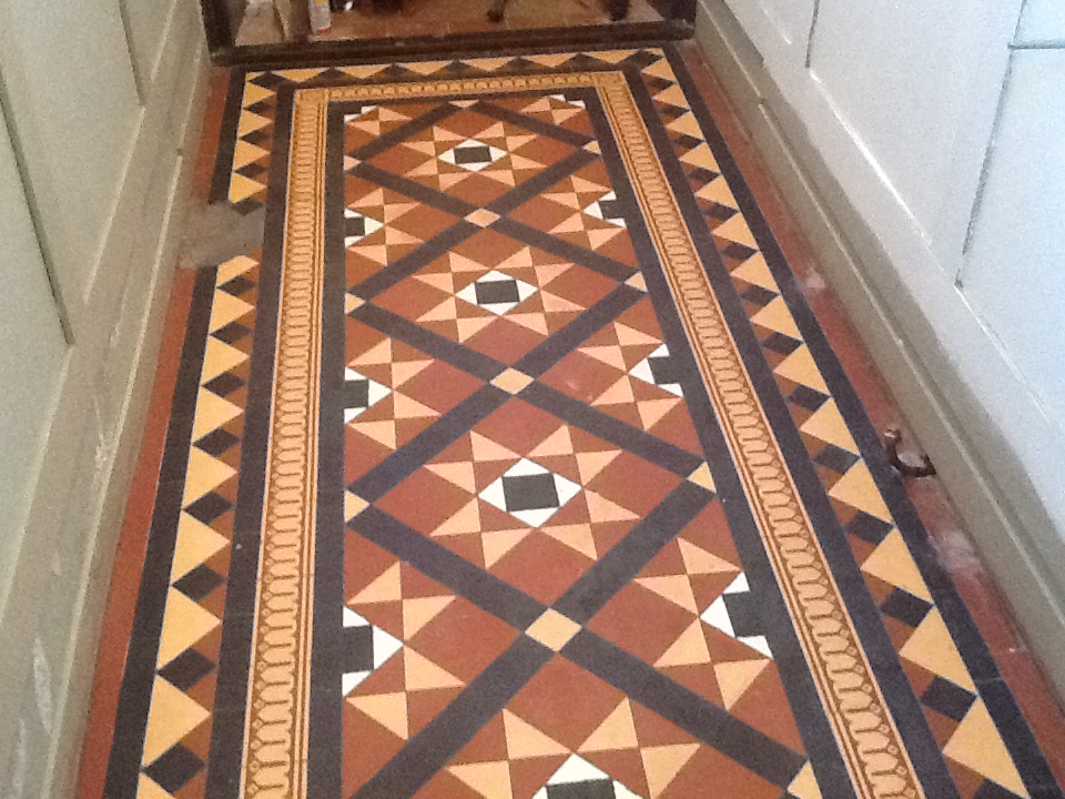Restoring a Victorian Quarry Tiled Hallway in Northampton ...